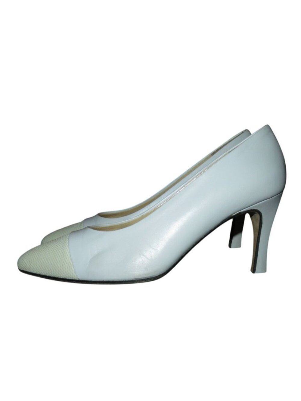 Chantal Karen Italian Leather Cap Toe vintage luxury Pumps in White & Cream 6.5